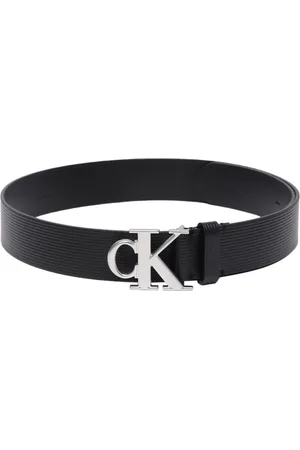 Calvin Klein Men Textured Leather Belt