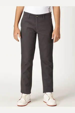 Nautica Boys Classic Slim Fit Mid Rise Cotton Chinos Trousers