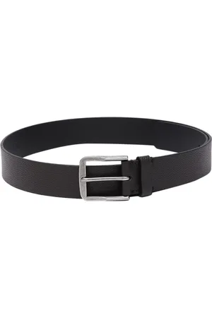 Calvin Klein Men Textured Leather Belt