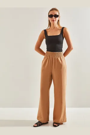 Bianco Lucci Women Mid-Rise Regular Parallel Trousers