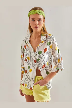 Bianco Lucci Floral Printed Casual Shirt