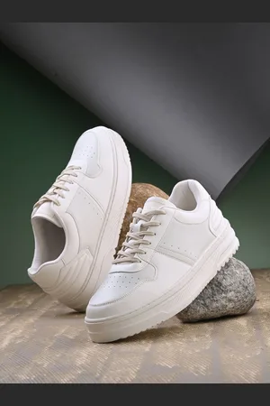 SPYKAR Men Colourblocked PU Sneakers