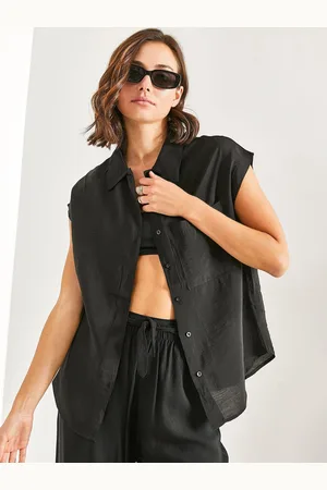 Bianco Lucci Spread Collar Casual Shirt