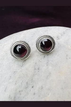 ARTE Stone Studded Stud Earrings