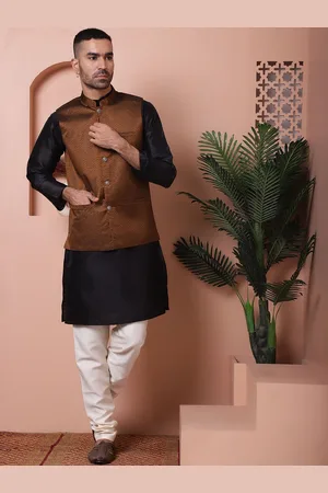 Jompers Men Regular Kurta with Churidar & Nehru Jacket