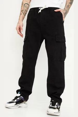Max Collection Men Mid-Rise Clean Look Pure Cotton Cargo Jeans