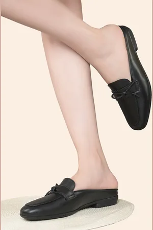 Invictus Women Round Toe Lightweight Loafers