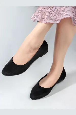 DressBerry Black Pointed Toe Velvet Ballerinas