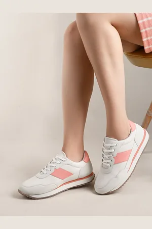 LAVIE Women Round Toe Lightweight Sneakers