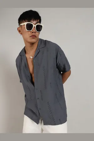 Campus Comfort Spread Collar Short Sleeves Curved Casual Shirt