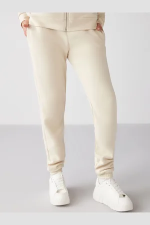 Grimelange Women Mid-Rise Regular Fit Joggers Track Pant