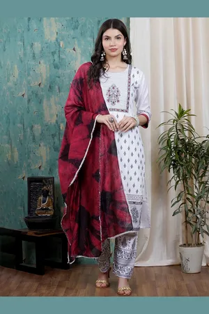 MEHNAM Women Floral Printed Regular Kurta with Trousers & Dupatta