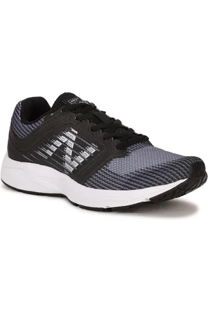 New Balance Men Black Mesh Running Shoes