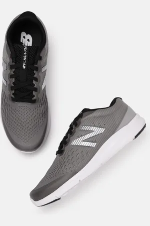 New Balance Men Flash Running Shoes