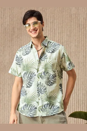 Beyoung Men Floral Printed Spread Collar Casual Shirt