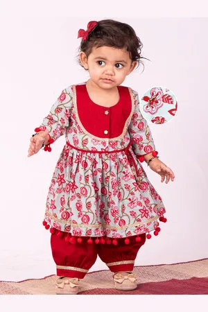 Vastramay Girls Floral Printed Regular Pure Cotton Kurta with Patiala