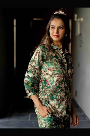 Kalini Floral Printed Shirt With Shorts
