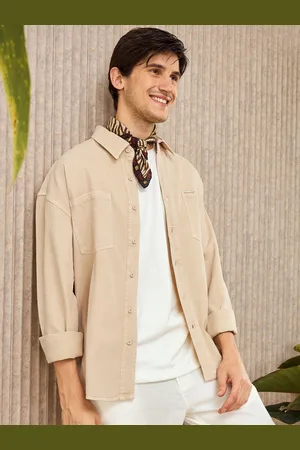 Beyoung Men Spread Collar Solid Casual Shirt