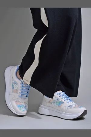 Shoetopia Girls Round Toe Sneakers