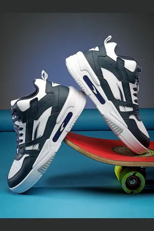 ASIAN Men Colourblocked Sneakers