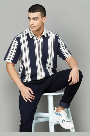 Lifestyle Men Opaque Striped Casual Shirt