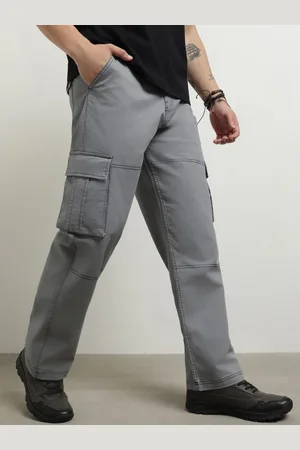 NOBERO Men Solid Straight Fit Cargo Pants
