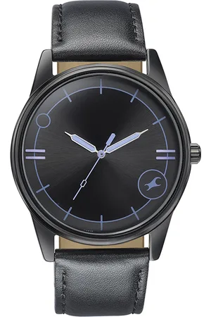 Fastrack Men Grace Leather Analogue Watch 3305NL02-Black