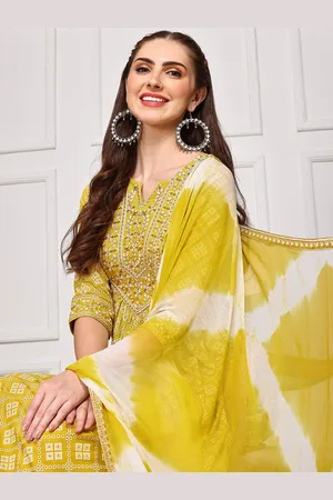 Ishin Bandhani Embroidered Kurta with Trousers and Tie and Dye Hand Tassels Dupatta