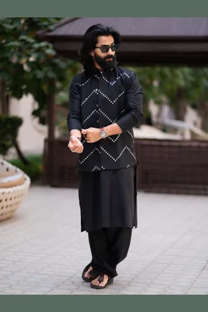Vastramay Men Embroidered Nehru Jacket With Solid Kurta And Patiala Set