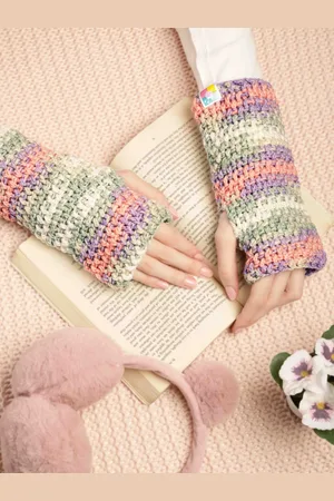 Magic Needles Women Fingerless Acrylic Mittens