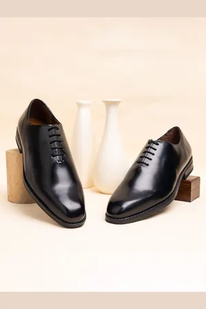 LOUIS STITCH Men Jet Black Formal Wholecut Lace-Up Derby Shoes