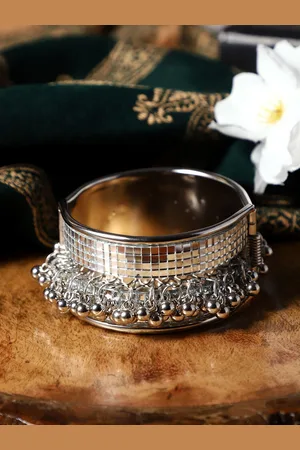 Veni 92.5 Silver Plated Ghungroo Bangle