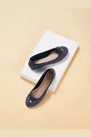Pantaloons Round Toe Ballerinas