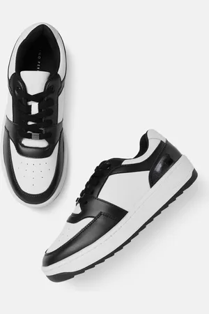 Lino Perros Women Colourblocked Sneakers