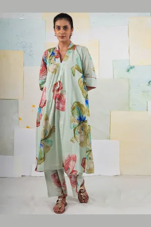 BUTA BUTI Floral Printed V-Neck Pleated Pure Cotton A-Line Kurta With Trousers
