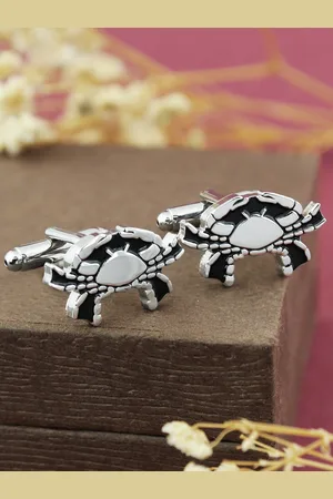PELUCHE Men Silver-Toned Zodiac Sign Cufflink