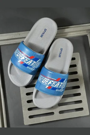 SPYKAR Men Printed Sliders