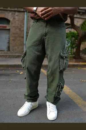 Powerlook Men Baggy Fit Mid Rise Clean Look Light Fade Cotton Denim Cargo Jeans