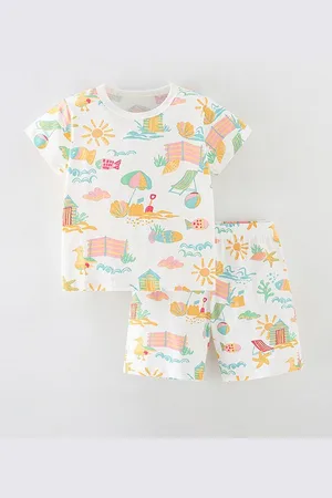 Stylecast Girls Printed Pure Cotton Top with Shorts