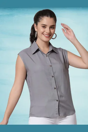 Funday Fashion Women Solid Spread Collar Sleeveless Casual Shirt