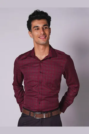 INSPIRO Men Checked Spread Collar Slim Fit Formal Shirt