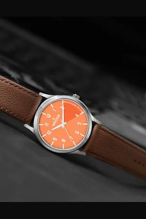 WROGN Men Dial & Leather Bracelet Style Straps Analogue Watch HOBWRG-24-0408-N