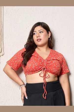Berrylush Plus Size Floral Printed Crop Top