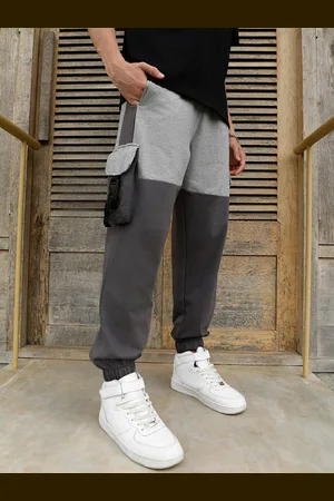 NOBERO Men Colourblocked Relaxed Fit Mid-Rise Cotton Joggers