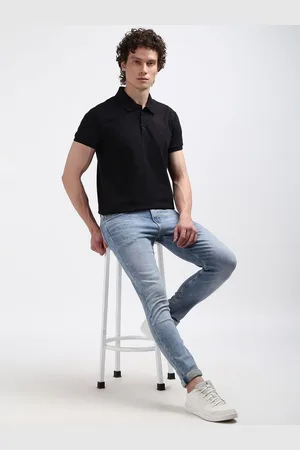 Calvin Klein Men Polo Collar Slim Fit Solid T-shirt