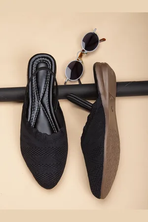 DEAS Women Woven Design Mules