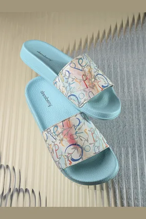 DressBerry Women Blue Printed Lightweight Sliders