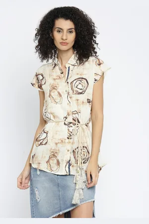 Deal Women Beige Printed Comfort Fit Shirt