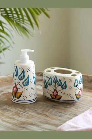 ExclusiveLane White 2 Pieces Floral Ceramic Bath Accessories Set