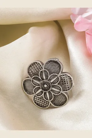 NVR Silver-Plated Floral Adjustable Oxidised Finger Ring